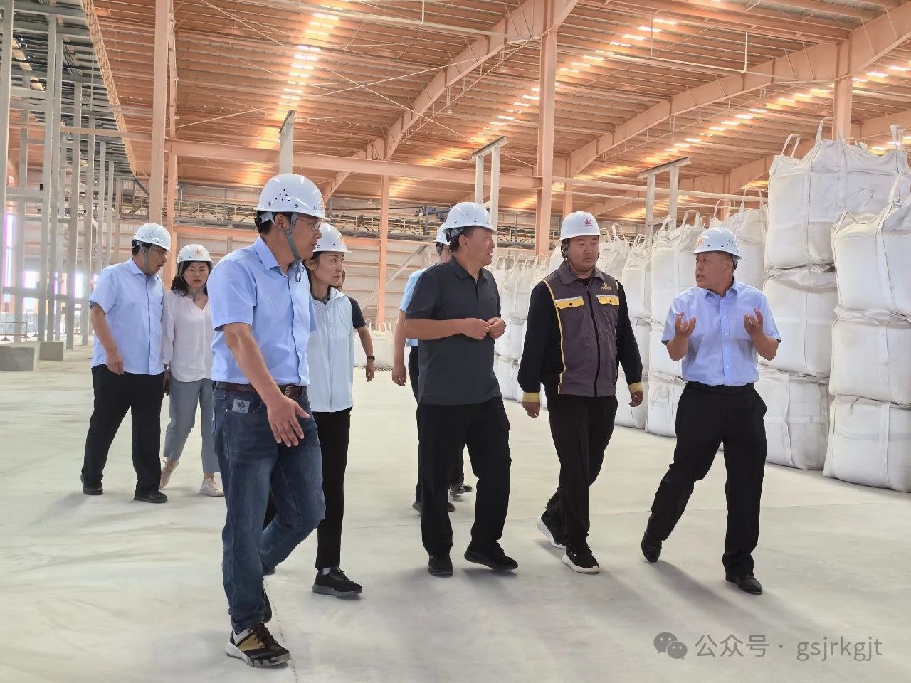 甘肅金控集團(tuán):深入基層調(diào)研 做實(shí)企業(yè)金融服務(wù) 甘肅金控集團(tuán):深入基層調(diào)研 做實(shí)企業(yè)金融服務(wù)